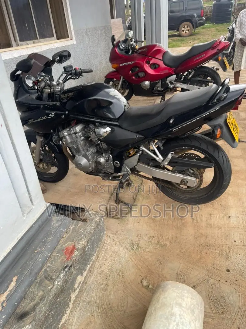 Suzuki Bandit 2004 Black