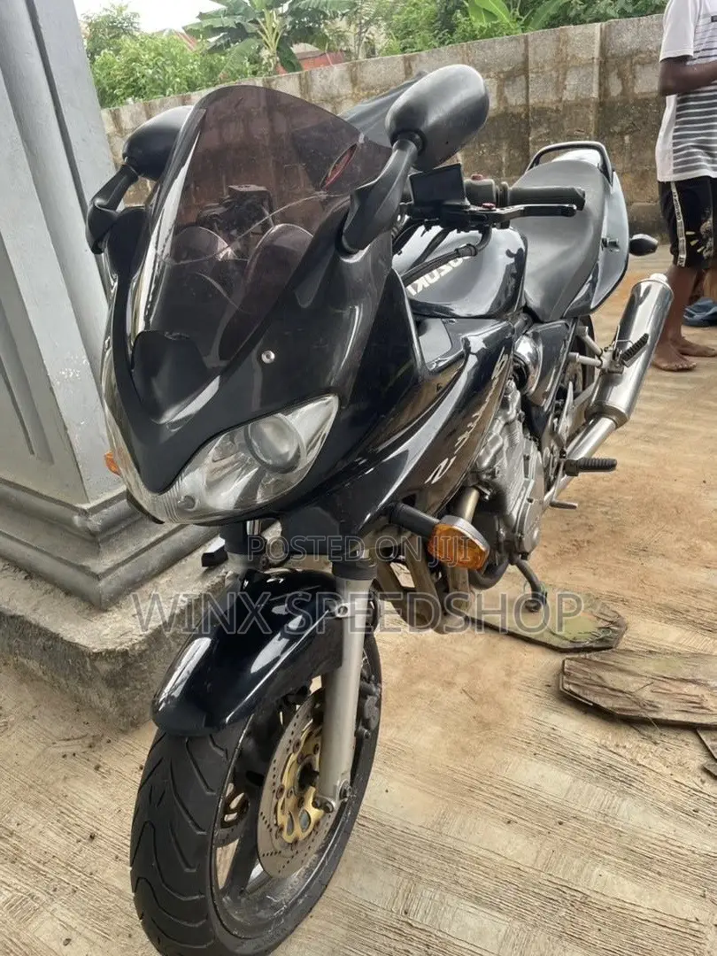 Suzuki Bandit 2004 Black