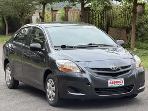 Toyota Yaris 2008 Gray