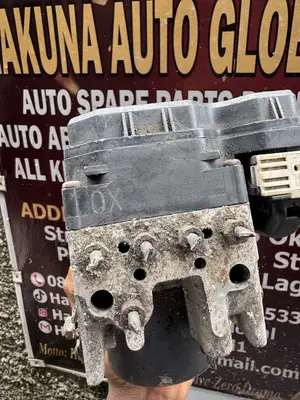Toyota RAV4 2006–2008 ABS Controller & Pump