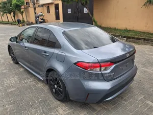 Toyota Corolla 2021 Blue