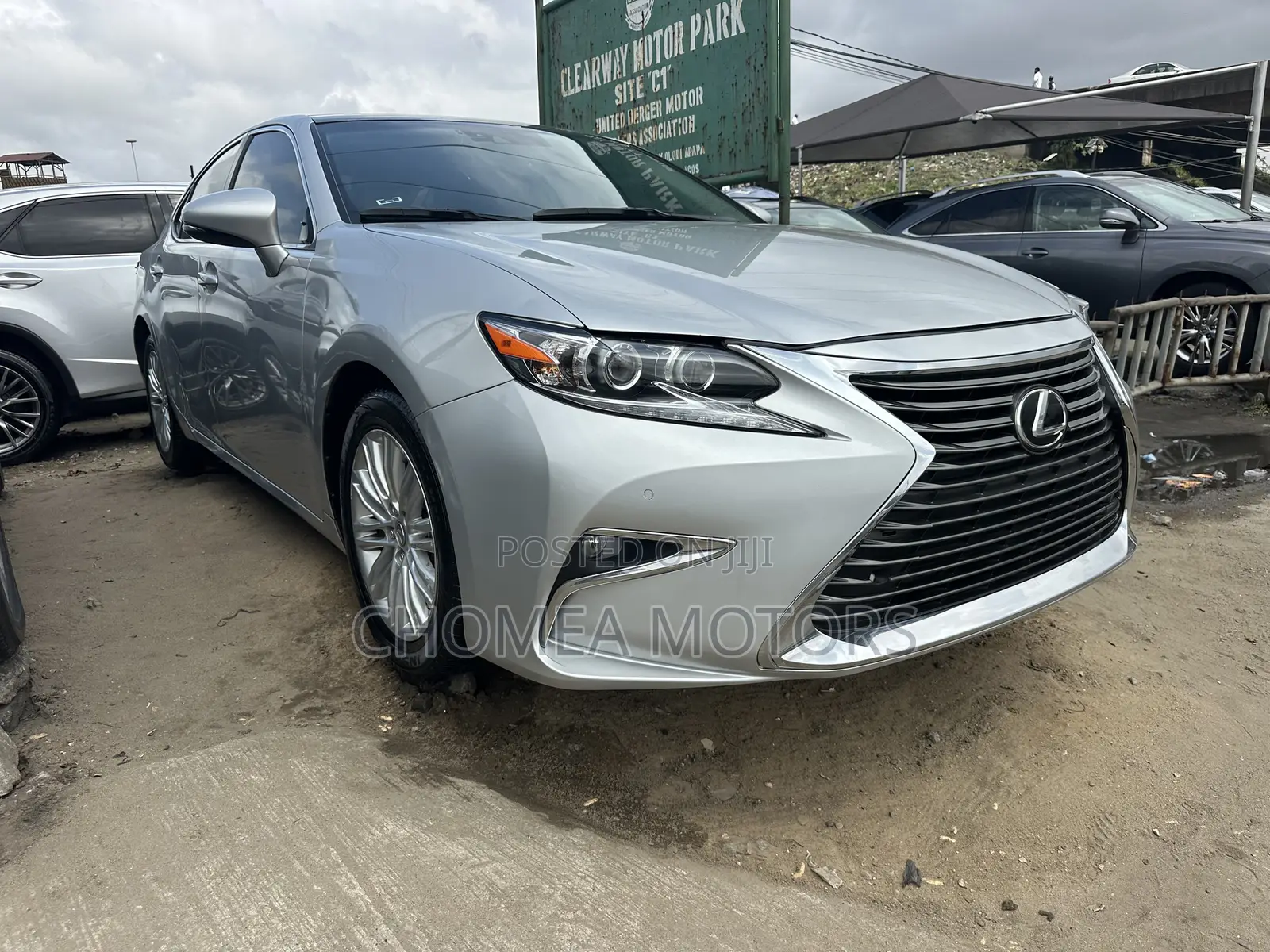 Lexus ES 2016 Silver