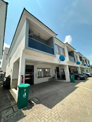 4bdrm Townhouse / Terrace in Gbangbala Ikate for rent
