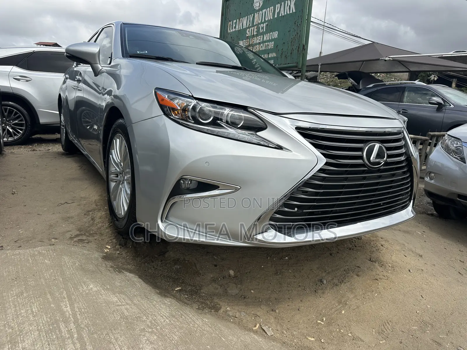 Lexus ES 2016 Silver