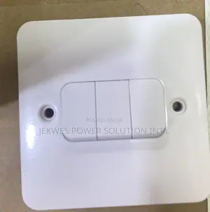 Original 3 Gang 2 Way Lisse Switch Schnider