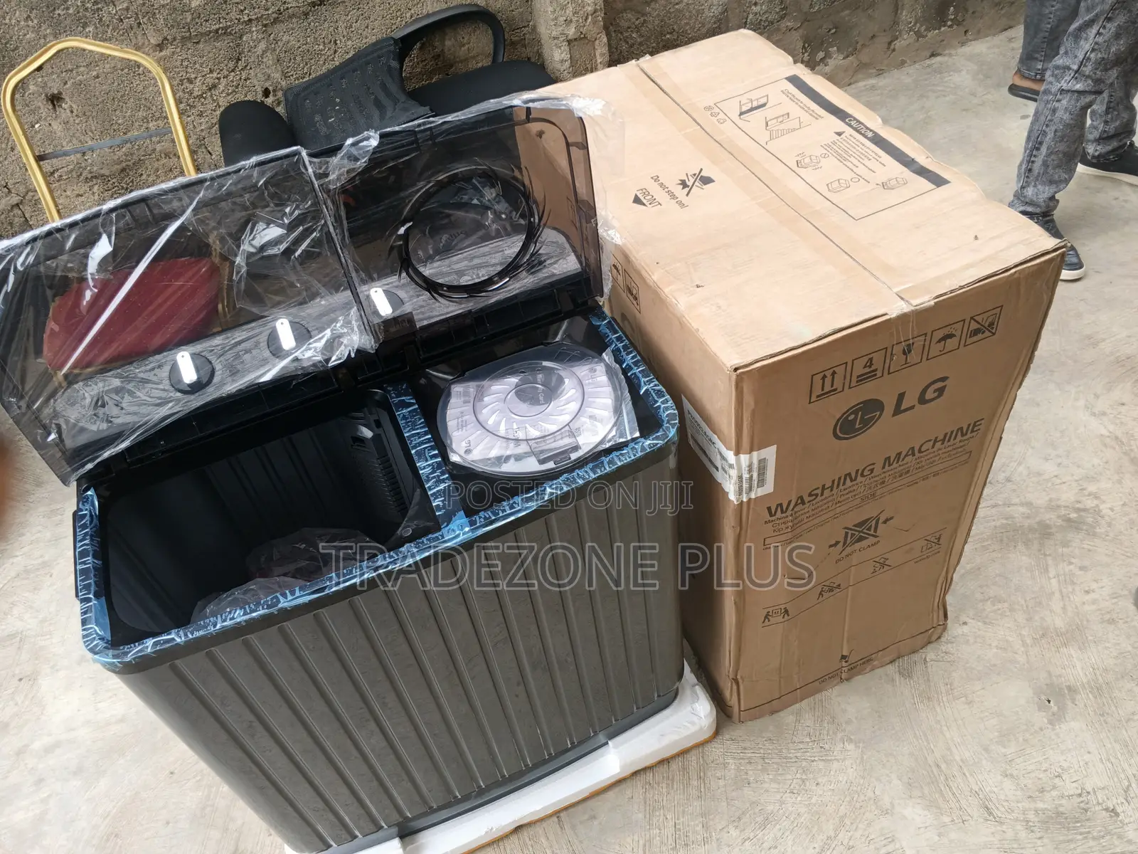 LG P800R3AGNC Powerful Washing Machine