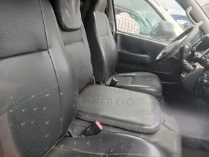 Toyota HiAce 2016 White