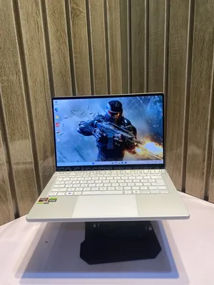 Laptop Asus ROG Zephyrus G14 32GB AMD Ryzen 9 SSD 1T