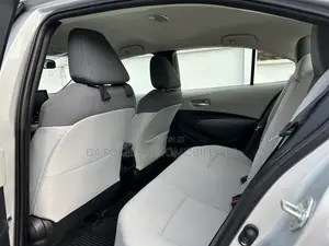 Toyota Corolla L 2020 Silver
