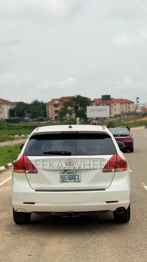 Toyota Venza LE 2012 White