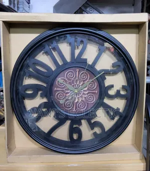 Elegant Vintage-Style Decorative Round Wall Clocks