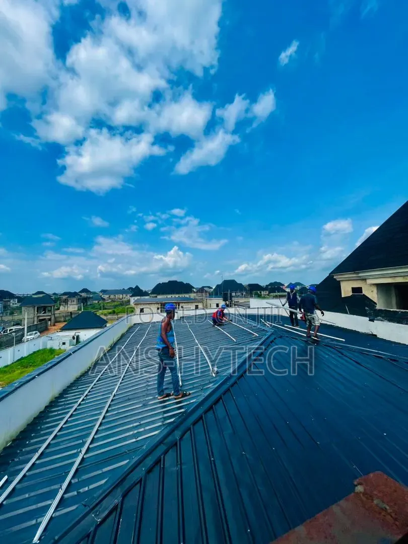 Professional Solar Installer