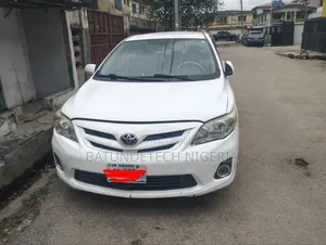 Toyota Corolla L 4dr Sedan (1.8L 4cyl 5M) 2012 White