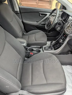 Hyundai Elantra Limited Sedan FWD (1.8L 4cyl 6A) 2016 Black