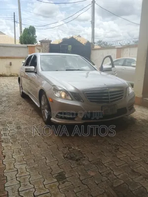 Mercedes-Benz E350 Base 4dr Sedan RWD (3.5L 6cyl 7A) 2012 Silver