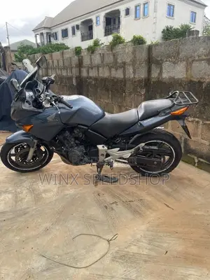 Honda CB 2013