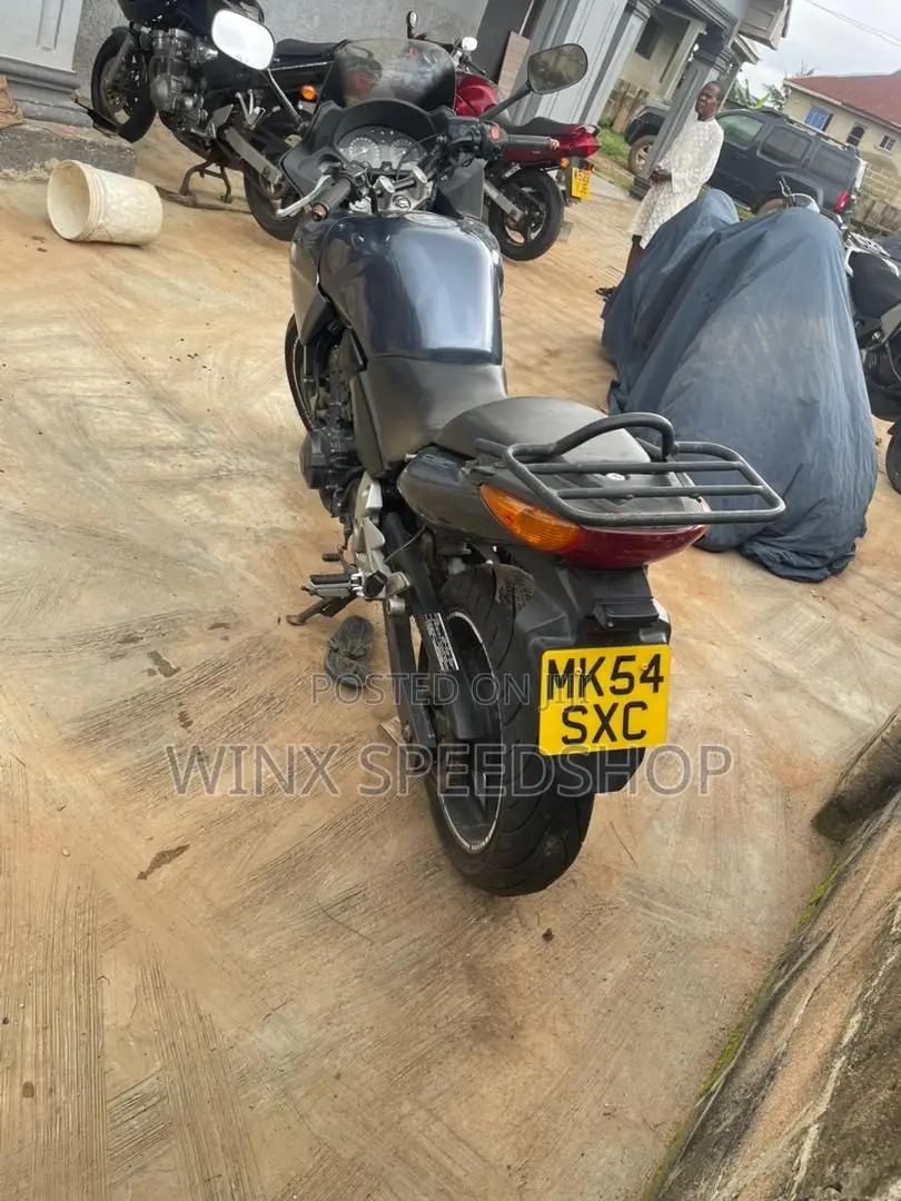 Honda CB 2013