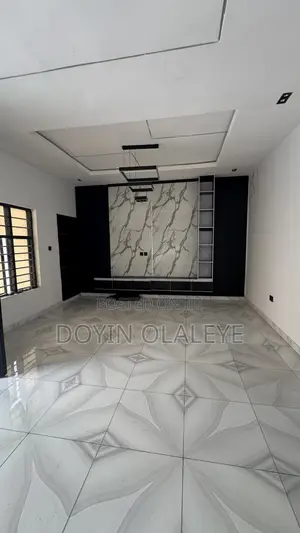 4bdrm Townhouse/Terrace in Lagos Island / Lagos Island for sale