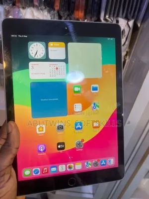 Apple iPad Wi-Fi 32 GB Silver