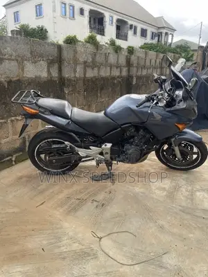 Honda CB 2013