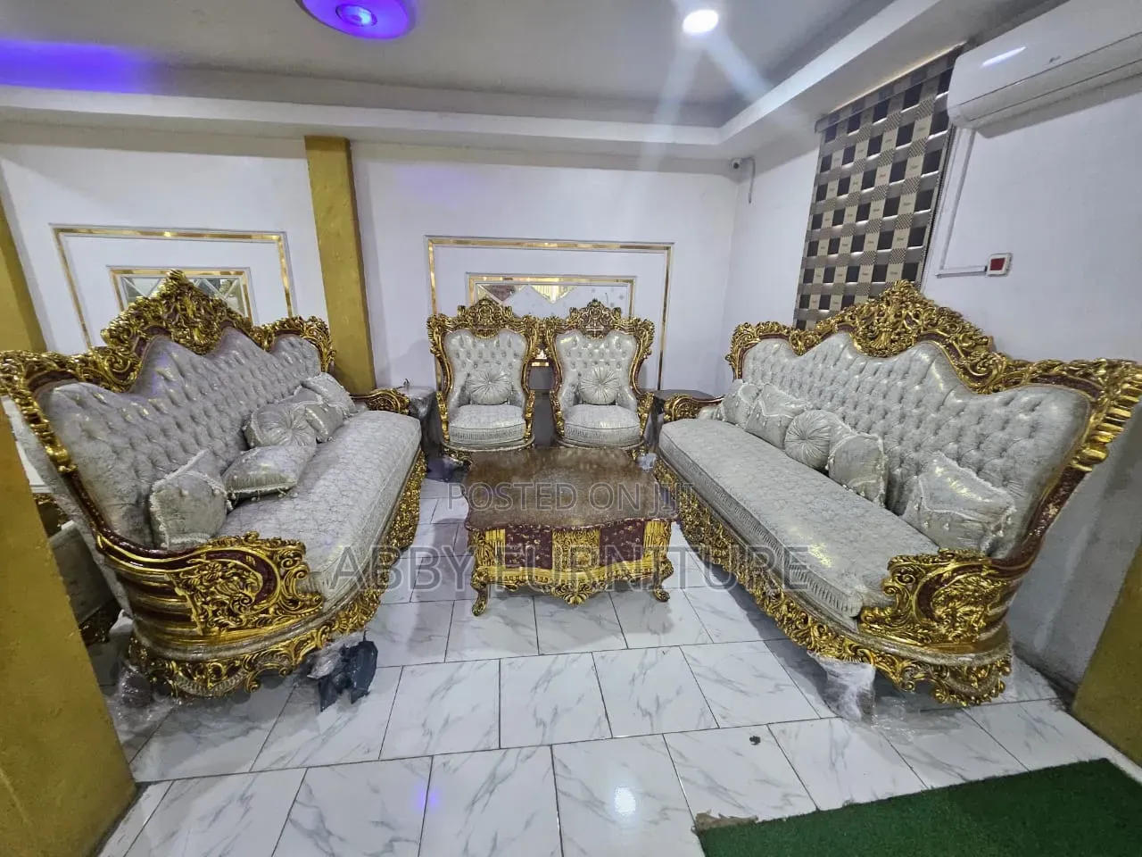 Luxury Turkey Sofa by 10