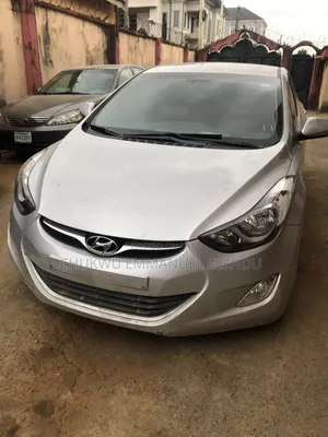 Hyundai Avante 2014 Silver
