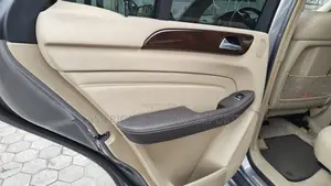 Mercedes-Benz M Class ML350 4dr SUV (3.5L 6cyl 7A) 2014 Gray