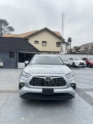 Toyota Highlander XLE AWD 2020 Silver
