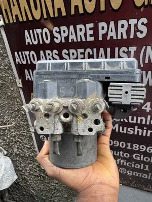 Lexus RX350 2010–2015 ABS Pump / ABS Module
