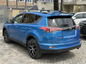 Toyota RAV4 SE AWD (2.5L 4cyl 6A) 2016 Blue