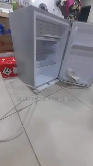 Glamstar GFR-90S-E Refrigerator – Modern Kitchen Upgrade
