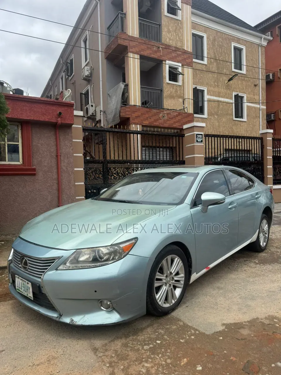 Lexus ES 2014 Blue
