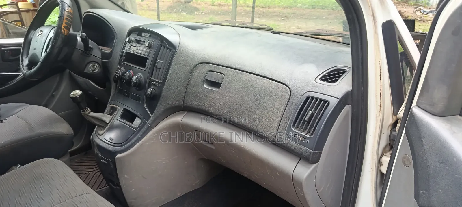 Hyundai H1 2010