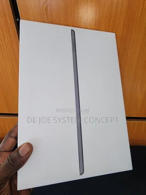 New Apple iPad 10.2 (2020) 32 GB Gray