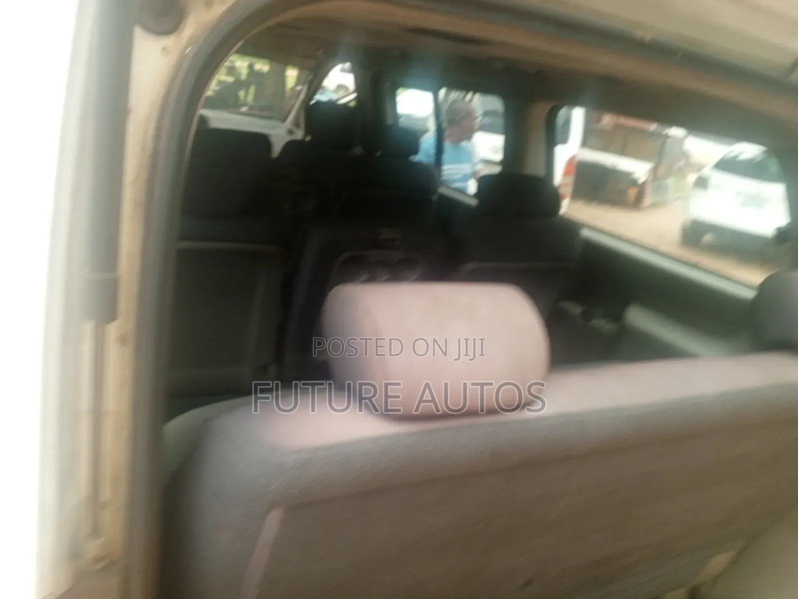 Hyundai H1 2011 White