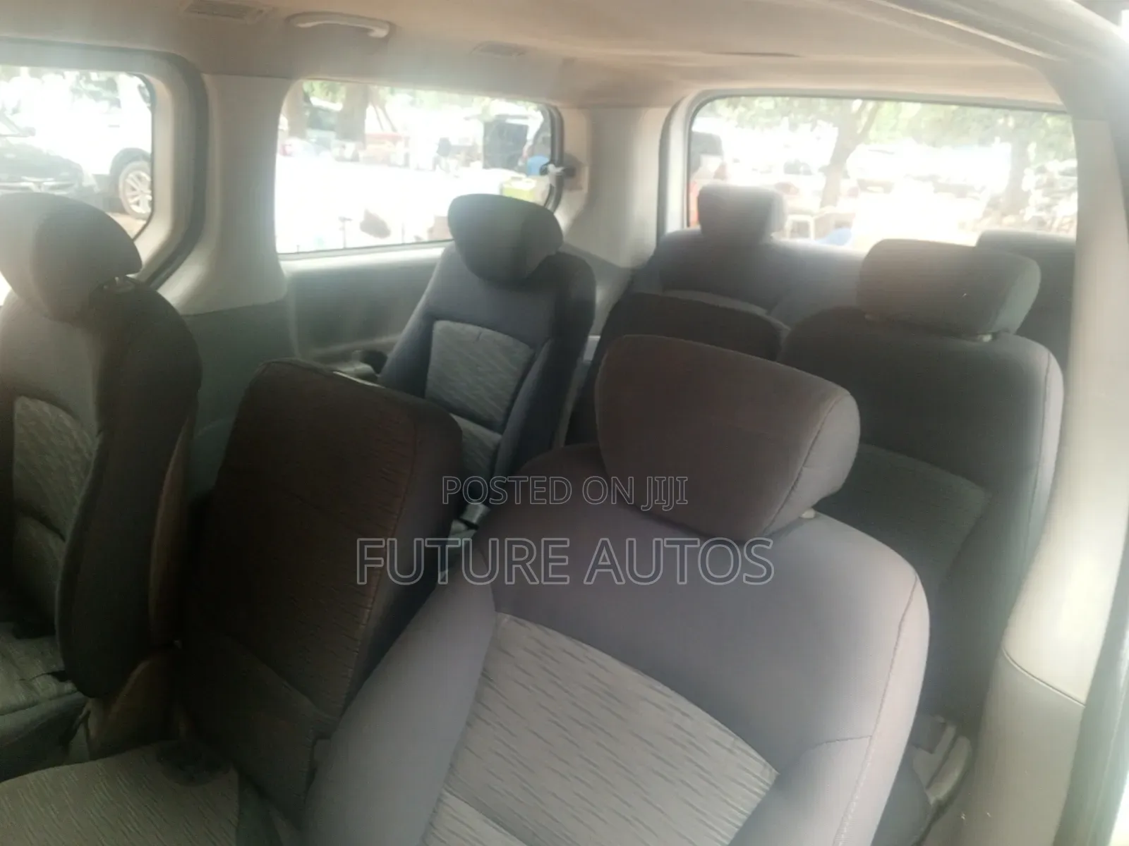 Hyundai H1 2011 White