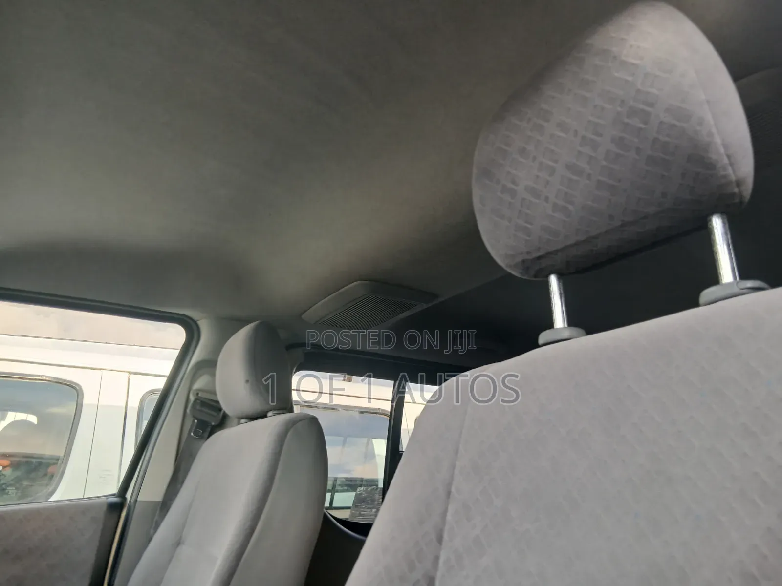 Toyota HiAce 2012 White