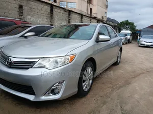 Toyota Camry 2014 Silver