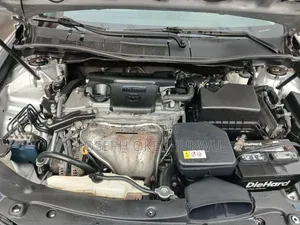Toyota Camry 2014 Silver