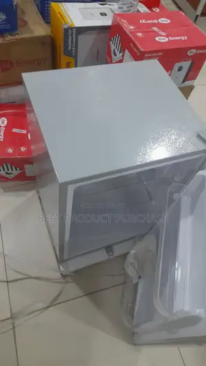 Brand New Glamstar Refrigerator GFR-90S-E Available