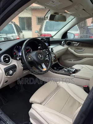 Mercedes-Benz GLC-Class 2016 Blue