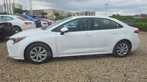 Toyota Corolla 2023 White