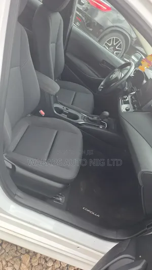 Toyota Corolla 2023 White