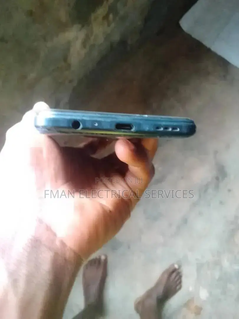 Tecno Camon 18 128 GB Blue