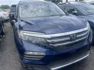 Honda Pilot Touring 4dr SUV 4WD (3.5L 6cyl 9A) 2017 Blue