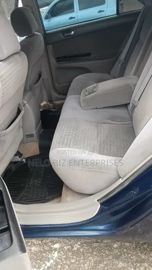 Toyota Camry 2006 Blue