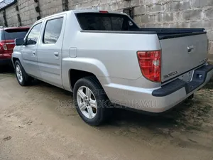 Honda Ridgeline 2010 Silver