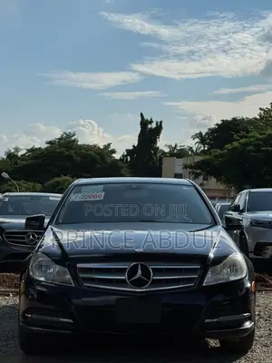 Mercedes-Benz C300 2014 Black