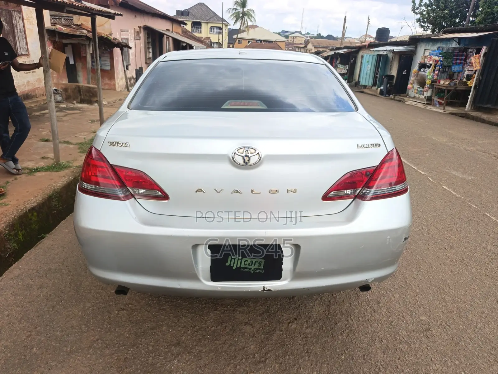 Toyota Avalon 2010 Silver
