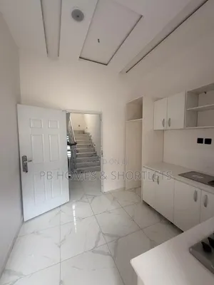 Mini Flat in Ologolo for rent